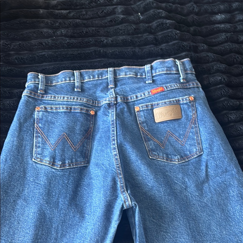 Wrangler Classic Blue Jeans with Signature Stitching